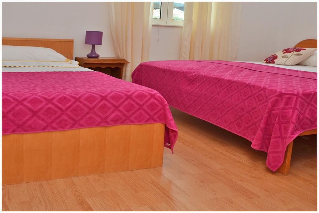 Apartments Luciano Seget Vranjica Bilik gambar